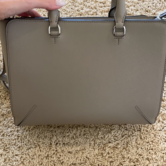 Tory Burch Small Robinson Zip Tote French Grey - Picture 2 of 8